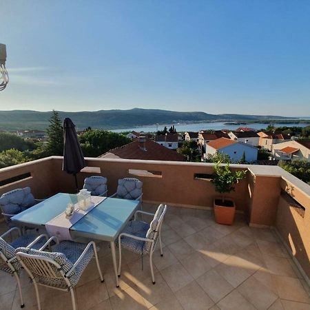 Allure Apartment Kornić Kültér fotó